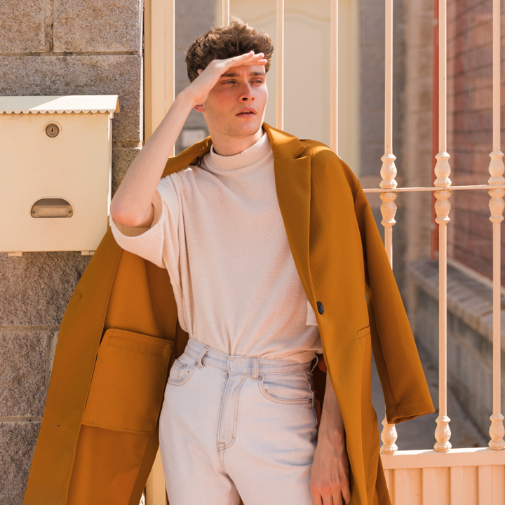 Why Thoughtful Simplicity Creates The Strongest Everyday Style